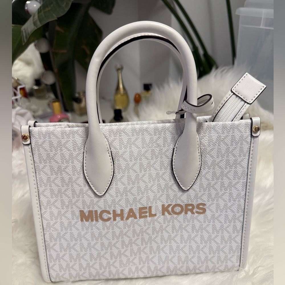 Brand new Michael Kors Purse